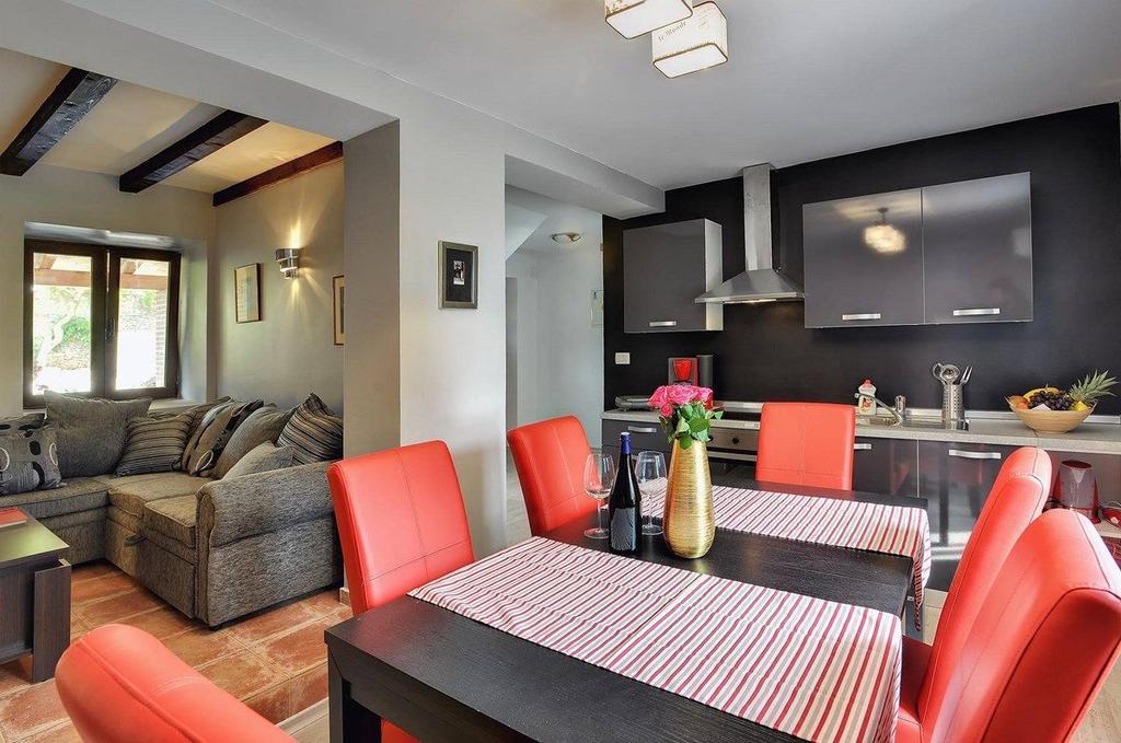 Villa Br Лижнян Экстерьер фото